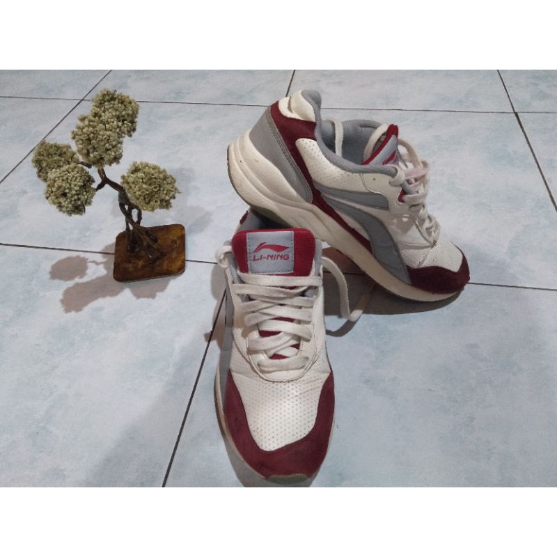 SEPATU LINING SECOND