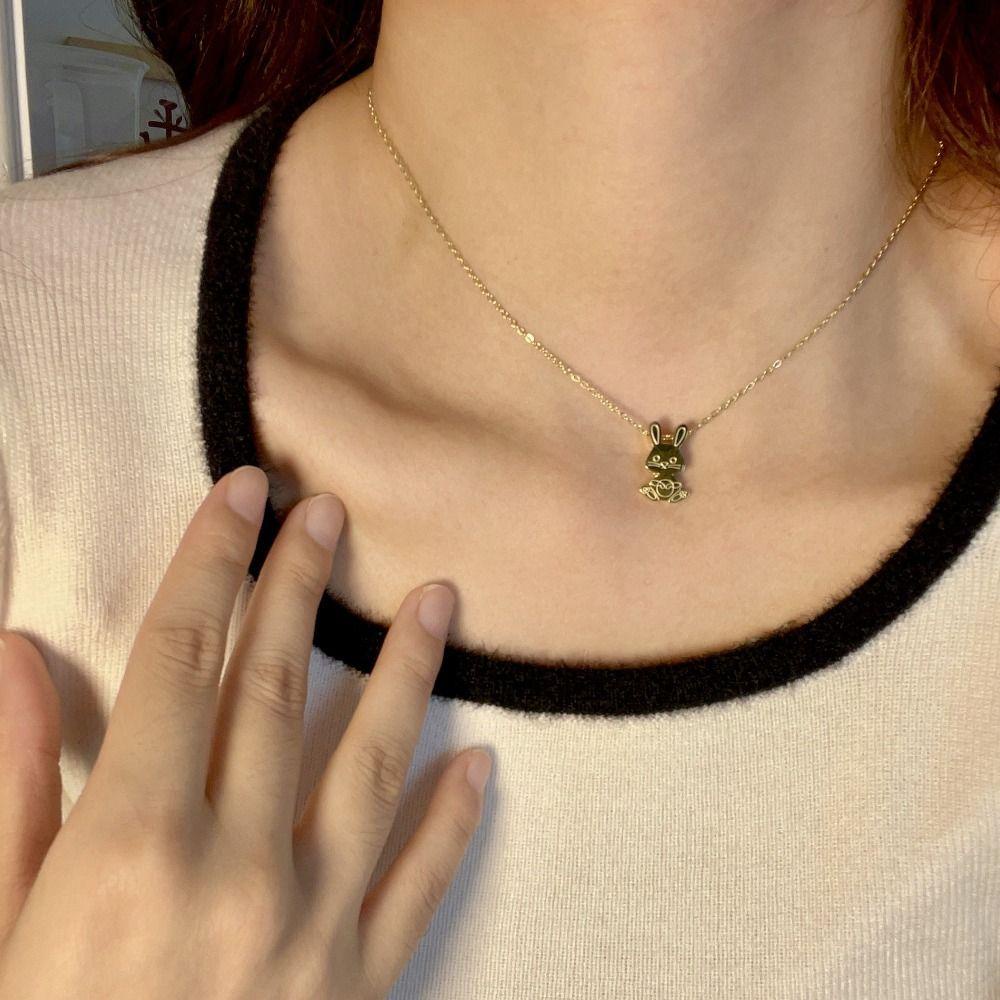 MXBEAUTY Kelinci Liontin Kalung Chilly Sederhana Perhiasan Aksesoris Festival Perhiasan Hadiah Gadis Hadiah Temperamen Rantai Klavikula