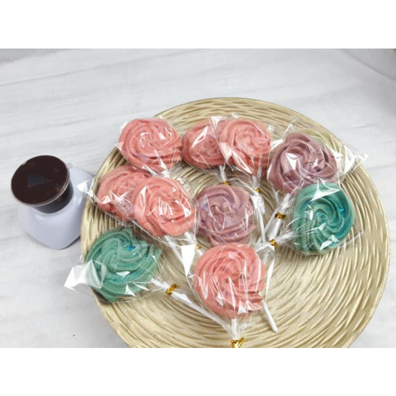 Meringue Lolipop