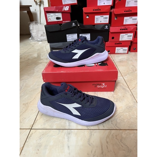 Diadora Eagle 3