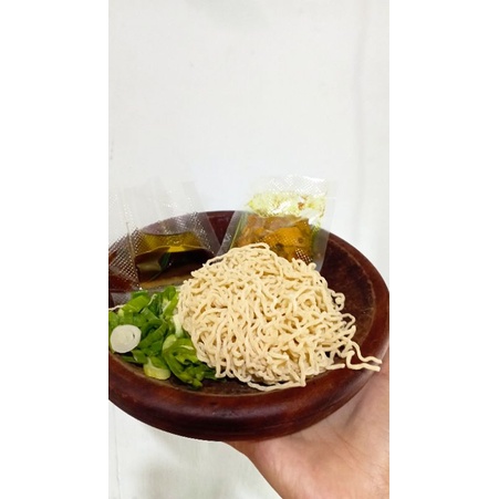 

Mie Ayam Siap Saji