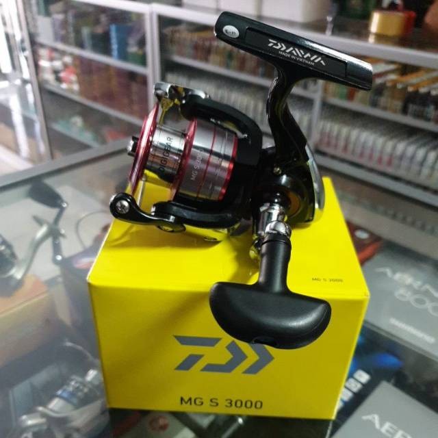 Reel Daiwa MG S 3000 Murah