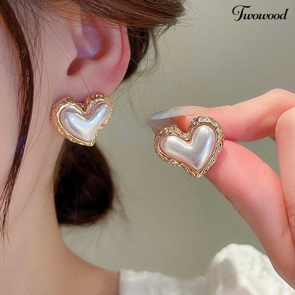 Twowood Women Ear Studs Gradient Heart-Berbentuk Cahaya Mewah Perak Wanita Kepribadian Fashion Faux Pearl Stud Earrings Pakaian Sehari-Hari