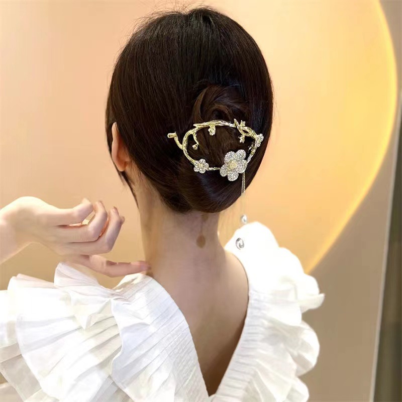 Mutiara Bunga Rambut Klip Berlian Imitasi Rumbai Rambut Pin Wanita Alloy Liontin Aksesoris Rambut Fashion Gaya Kuno Pil Kepala Dekorasi