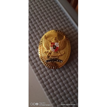 pin advokat garuda oval