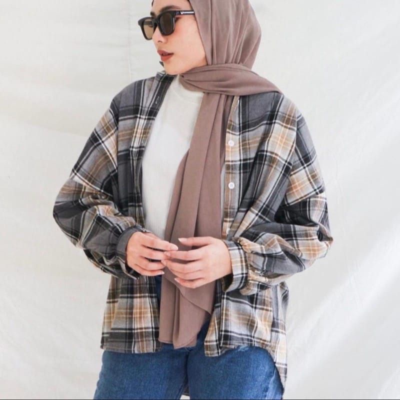 Kemeja Flanel kemeja Kimberly Kotak Kotak Kemeja Oversize Model Longgar  Wanita