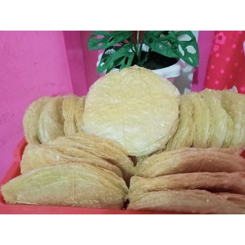 

opak ikat bulat isi 18 pcs/ ikat murah meriah.