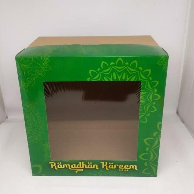 

Kardus Kotak Mika Gift Box Hampers Lebaran Idul Fitri Green Ukuran 30 cm