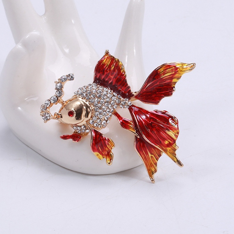 Bros Ikan Emas Baru Untuk Wanita Hewan Lucu Berlian Imitasi Desain Pin Enamel Perhiasan Hadiah Aksesoris Vintage