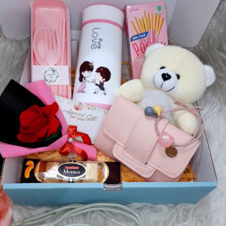 

COD✅⭐-c2) Hampers Cewek Gift Box Boneka Beruang Teddy Bear Bingkisan Kado Ulang Tahun Sahabat Ultah Anak Hadiah Wisuda Anniversary Graduation Kado Bestie