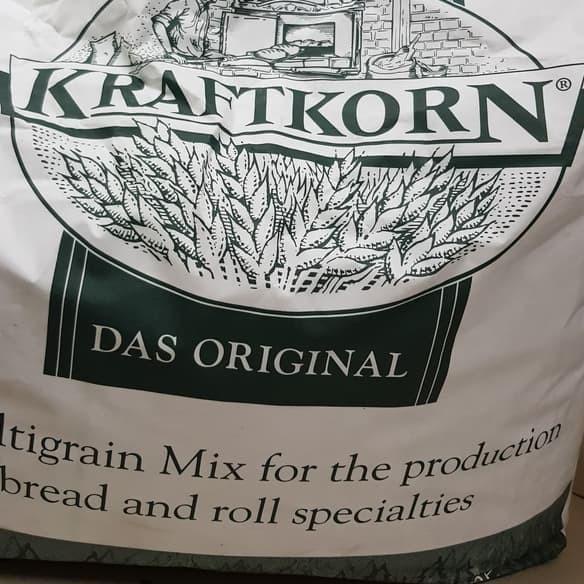 

♙ Meistermarken Kraftkorn Multigrain Mix / Tepung Gandum - 1kg ✿