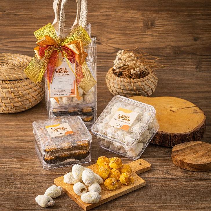 

⅍ Hampers/ Parcel/ Bingkisan Kue Kering ➯