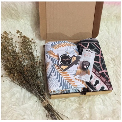 

Hampers Lebaran / Birthday / pernikahan/ anniversarry / mukenah