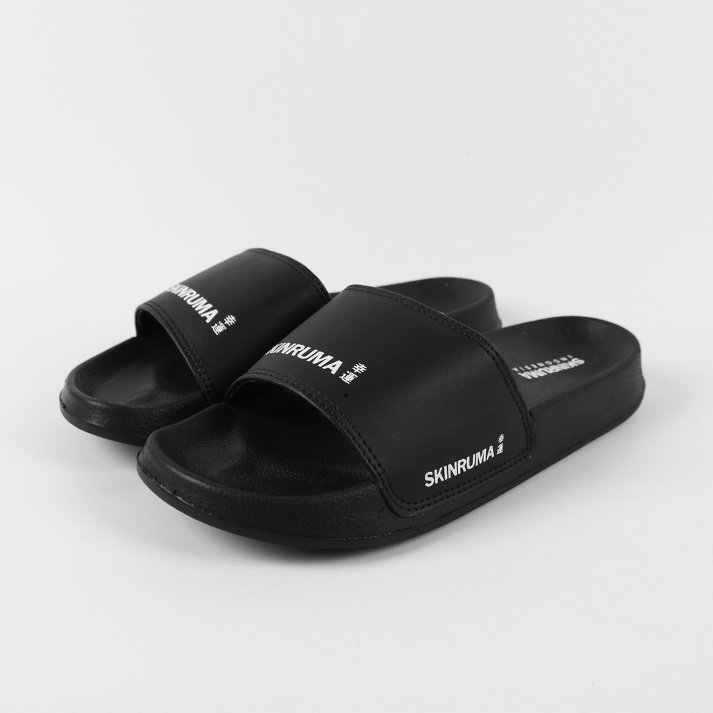 Sendal Slop Pria Wanita SKINRUMA Logo Middle Hitam / Slip On Pria / Slide Pria / Sendal Outdoor / Sendal Cowok