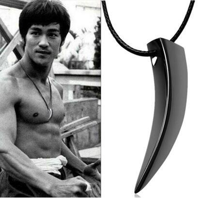 Kalung Model Glossy Ukuran Besar | Kalung Dengan Liontin Bulan Sabit | Perhiasan Bahan Stainless Steel