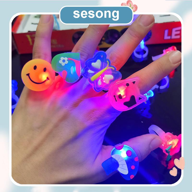 1pc Cincin LED Kartun Karet lembut Soft Glowing Finger Cincin Lamp SS