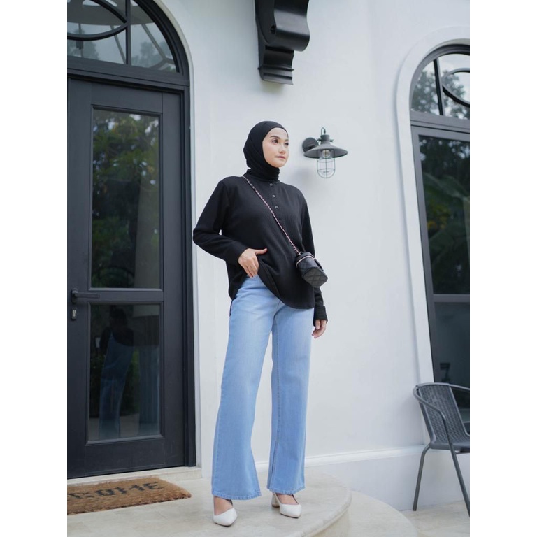QARIRA KNIT