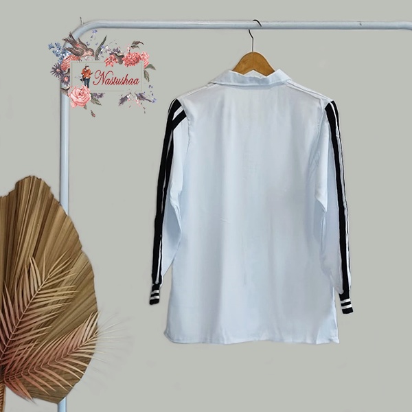 KEMEJA RIBS FORMAL TRENDY WANITA WARNA PUTIH LIST HITAM LENGAN PANJANG BAHAN WOLLYCREPE LENGAN KARET TOP WANITA FULL KANCING BUSUI FRIENDLY