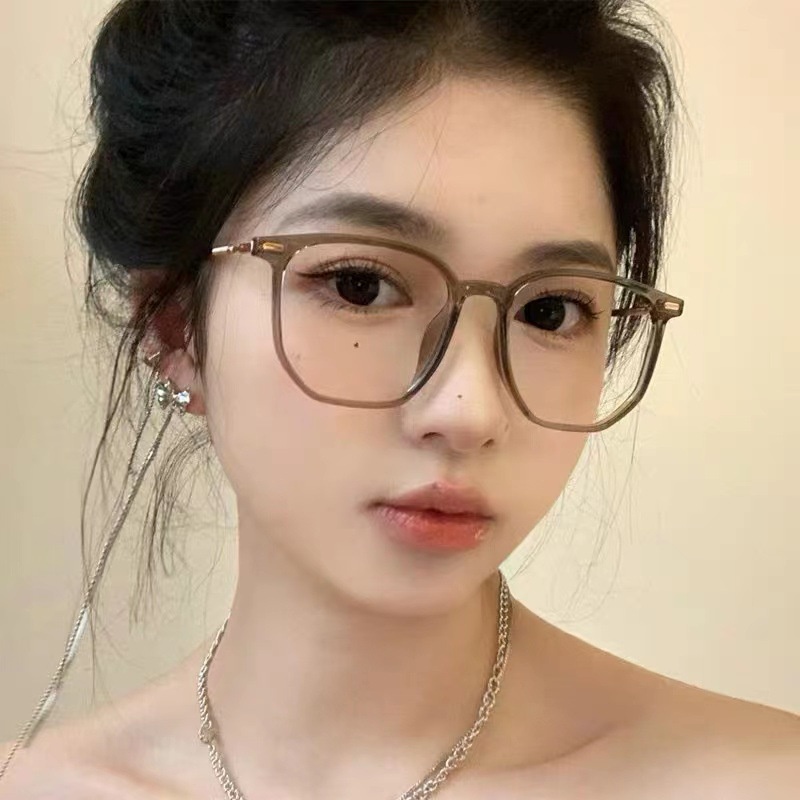 Gaya Korea Cahaya Biru Memblokir Kacamata Fashion Bingkai Besar Wajah Bulat Pertunjukan Kacamata Ketipisan Untuk Wanita Kacamata Bingkai Bening Bergaya