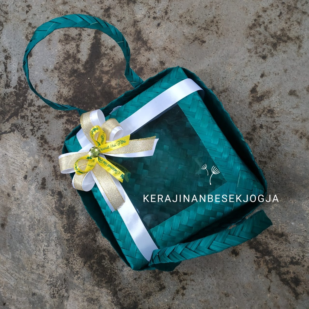 

( LEBARAN ) BESEK JINJING ANEKA UKURAN WARNA MIKA PITA LEBARAN hantaran seserahan besek murah besek jogja hampers bingkisan