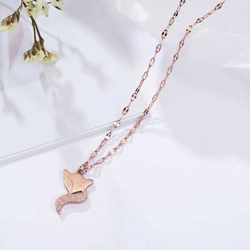 Kalung Pendek Desain Rubah Frosted | Kalung Rantai Rose Gold 18k Untuk Wanita | Kalung Bahan Stainless Steel | Kalung Bahan Titanium Steel |  Anting Hypoallergenic Anti Pudar Tahan Air Untuk Hadiah Ulang Tahun