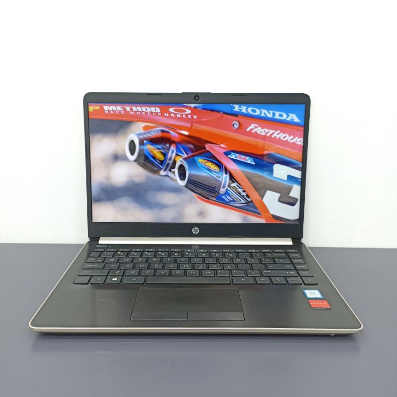 Laptop HP 14s-cf0045TX Intel Core i5-8250U 8GB HDD 1000GB LIKENEW