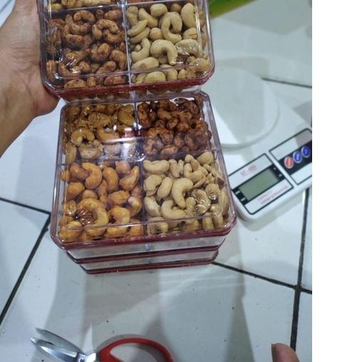 

➯ Mede sekat 4 ◊