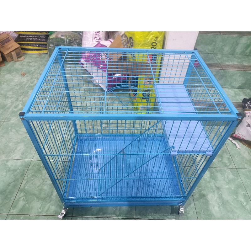 Kandang Kucing C-227 ukuran L75,5*W54*H83cm warna biru/ Kandang tingkat roda