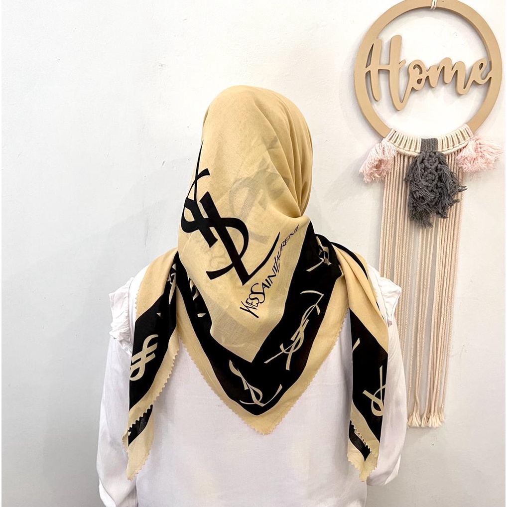 HIJAB SEGI EMPAT VOAL LASER CUT MOTIF SYL KH88945