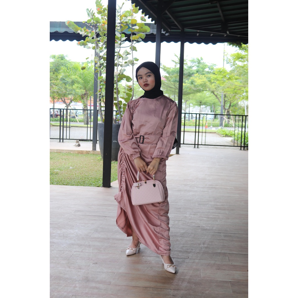 Baju Dress Kondangan Wanita Dewasa Alzena Dress Free Belt  Bahan Satin Premium LD 100Cm Fit To L / Fashion Muslim  Model Gamis Serut Atas Sampai Bawah Kekinian