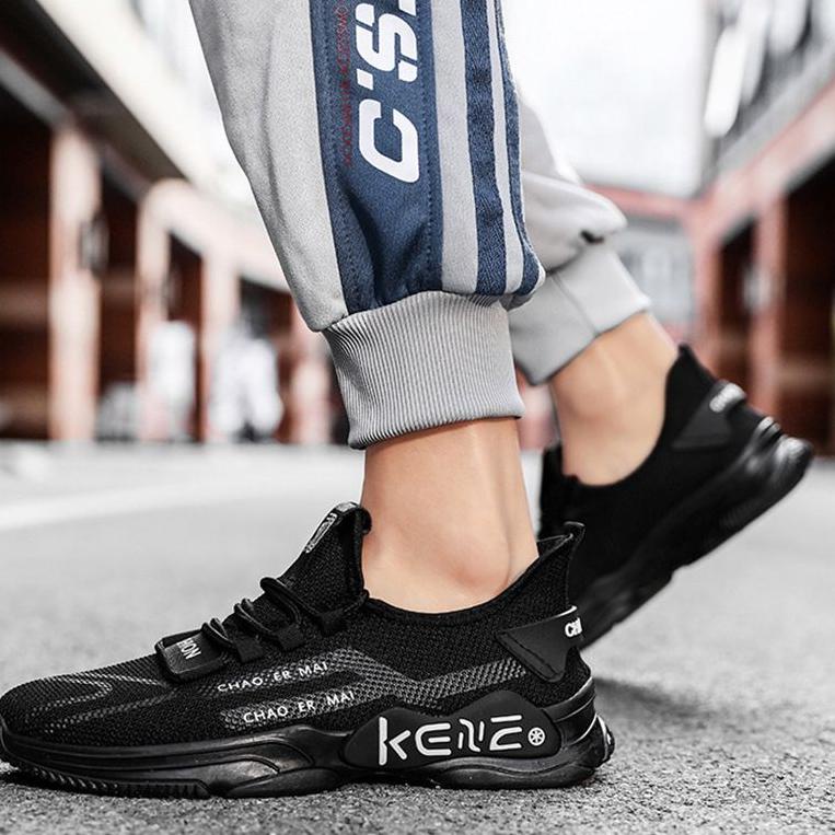 HARGA SPESIAL MKT , Sepatu Sneakers Pria Import SP11