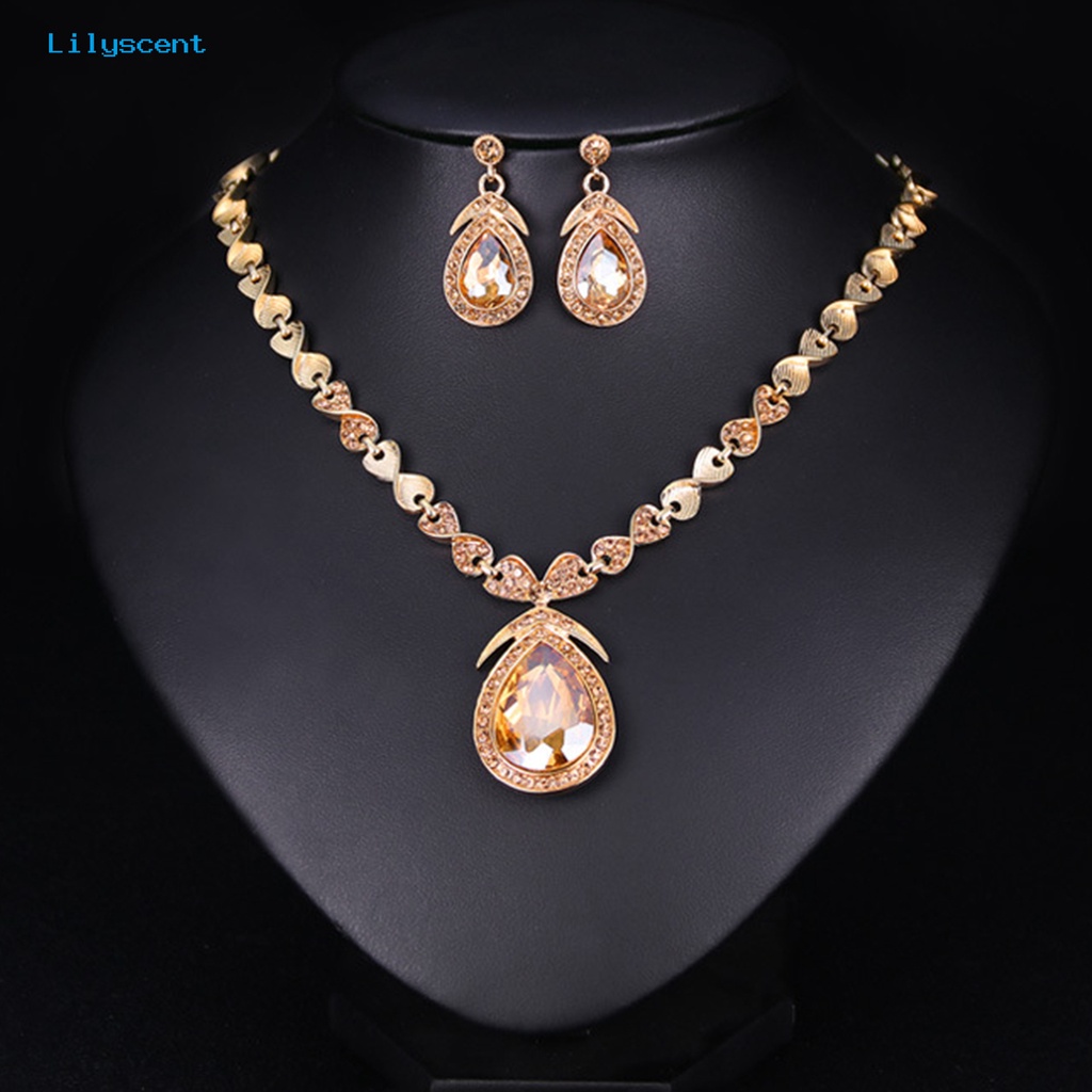 [LS] 1set Anting Pengantin High Gloss Bright Luster Temperamen Berlian Imitasi Hias Geometris Dekorasi Glitter Mewah Tetesan Air Besar Kristal Imitasi Liontin Kalung Wanita Aksesori