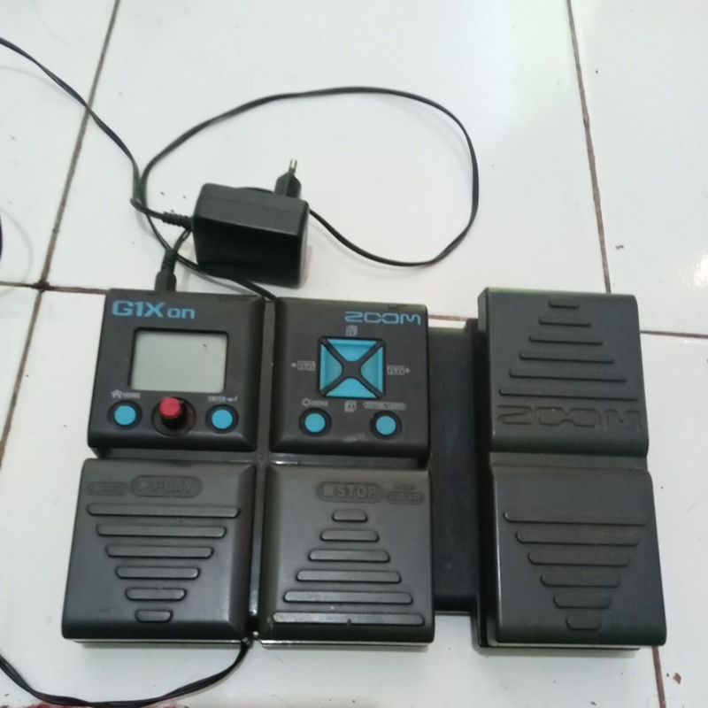 efek gitar zoom g1xon