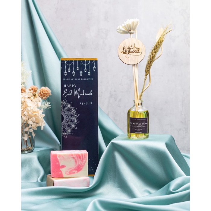 

Hampers Lebaran Essential Oil Reed diffuser 50ml & Handmade Soap - Dried Flower, Breathe