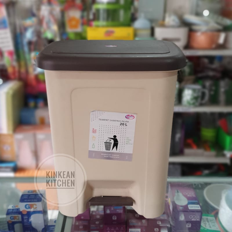 Tempat Sampah Injak 20L - Lovenia