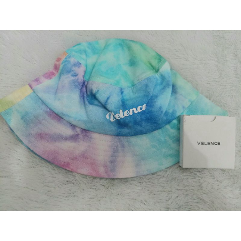 WIN METAWIN VELENCE BUCKET HAT VIVID