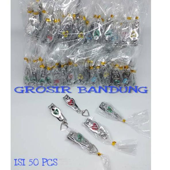 

Diskon Terbatas ( ISI 50 PCS ) SOUVENIR GUNTING KUKU HATI