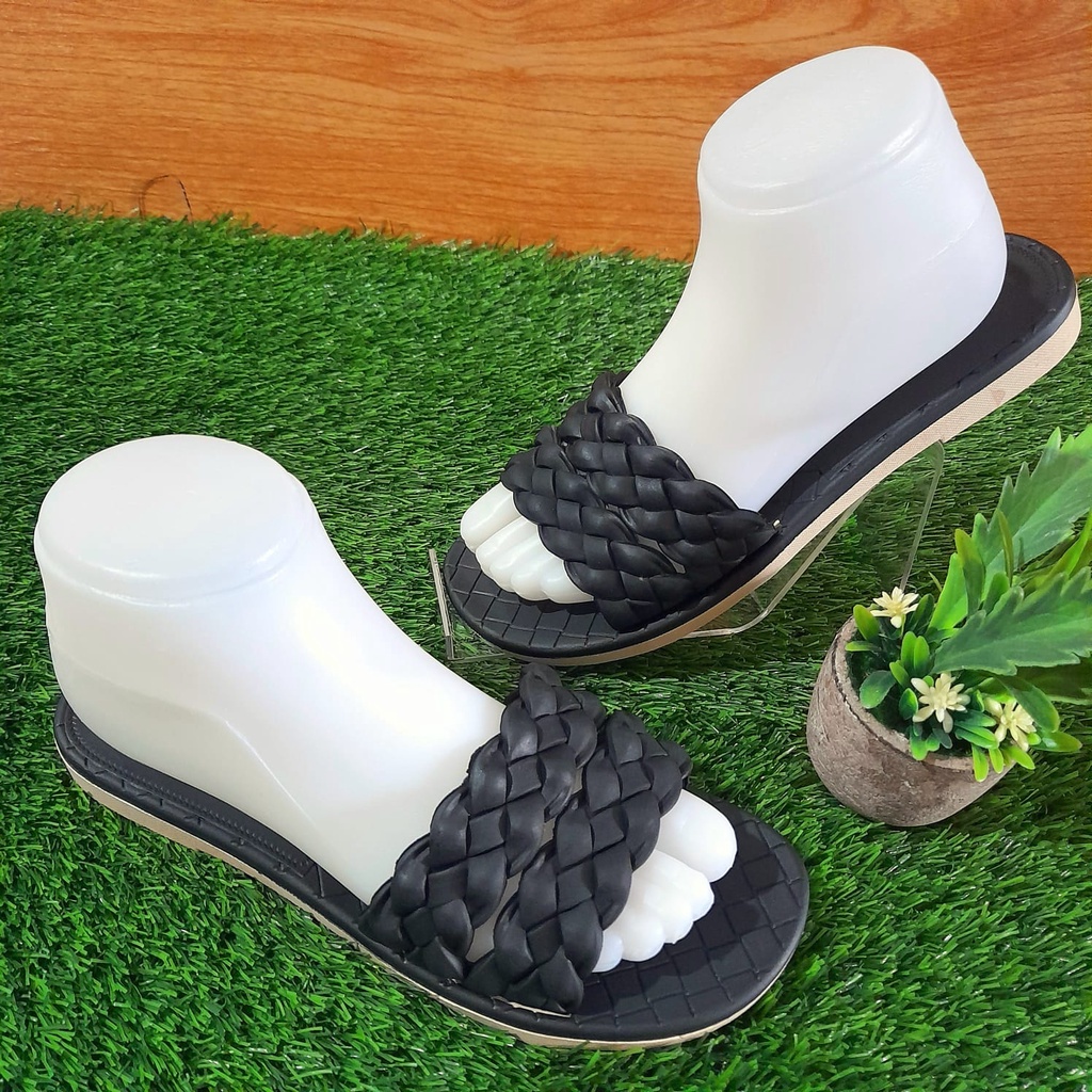 Sandal Wanita Teplek Flat Jelly Import Anyam Balance 2132-2