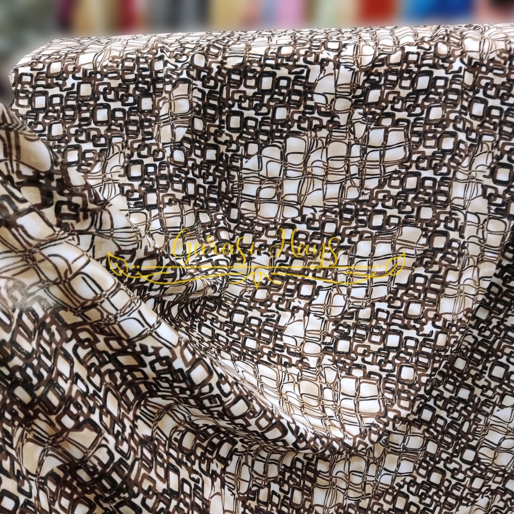 Kain Double Haikom Motif Kotak Abstrak Lebar 150 cm