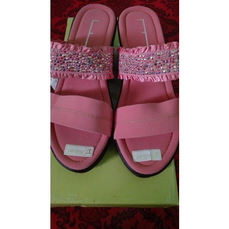PL sandal ebel ukuran 37