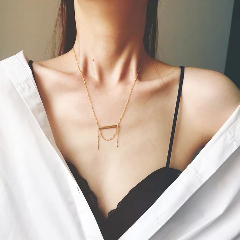 Kalung Model Rumbai Motif Tulisan Inggris | Kalung Rose Gold 18k | Kalung Bahan Stainless Steel | Kalung Bahan Titanium Steel