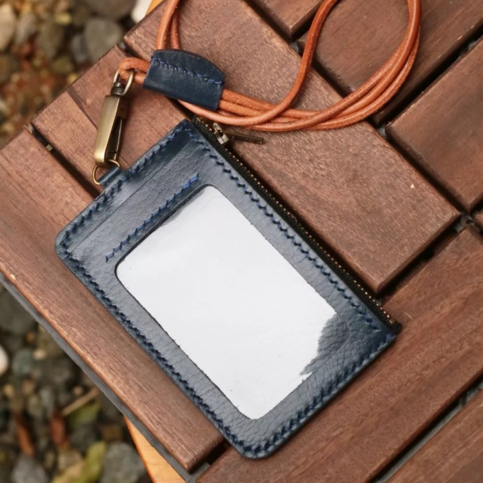 

Terlaris Id Card Holder Kulit Leather Lanyard Asli
