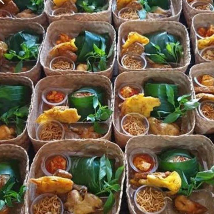 

♠ Nasi Besek Sederhana Halal Murah dan Enak