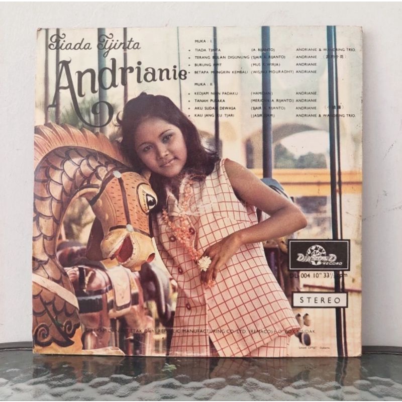 vinyl piringan hitam 10 inch Andrianie-Tiada Tjinta