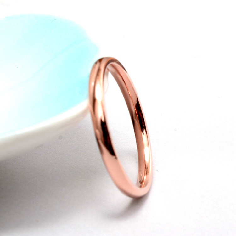 Cincin Titanium Steel 18K Rose Gold Anti Air / Keringat / Karat Untuk Pasangan / Pria / Wanita