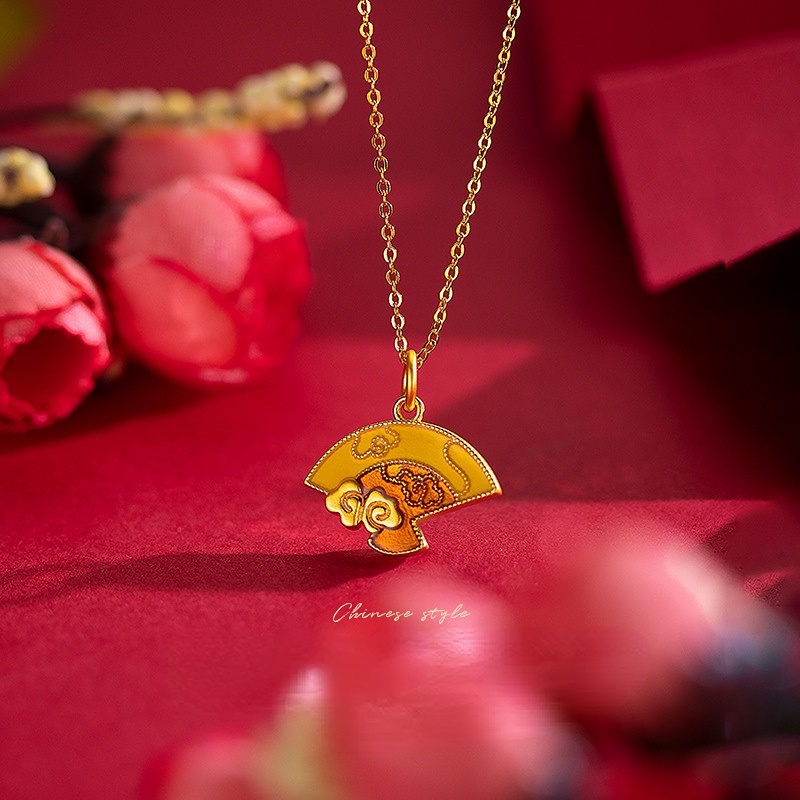 Goldkingdom Fashion Perhiasan 24 K Bangkok Aksesoris Ready Stock Gaya Kuno Membakar Biru Kipas Lipat Liontin Perempuan Lukisan Minyak Kipas Kecil Kalung Liontin