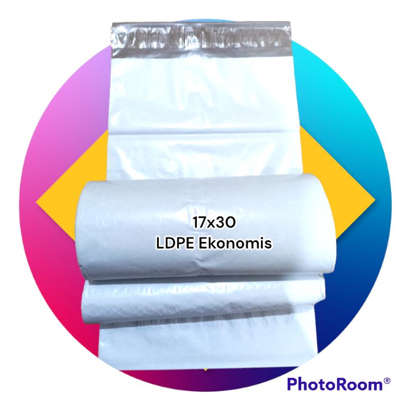 

plastik packing polymailer ekonomis LDPE 17x30 isi +-100 putih