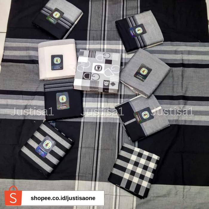 Sarung GAJAH DUDUK Aneka Motif - Kain Sarung Tenun Pria Dewasa Laki Cowok Sholat Cap Hitam Putih Warna Biru Hijau Merah Abu Sholat Solat Shalat Murah Promo Grosir Premium Eksklusif Souvenir Pesantren Polos Kotak Dus Garis Tumpal Remaja Dewasa Pria Laki