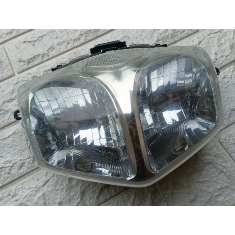 LAMPU DEPAN HELM IN REFLEKTOR HONDA SUPRA X 125 HELM IN