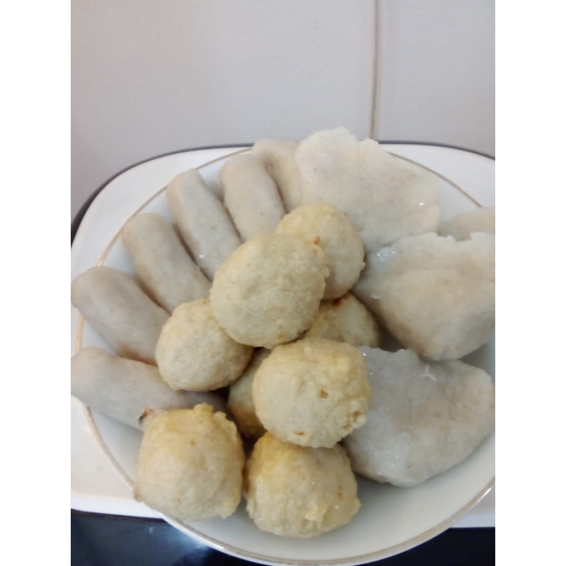 

pempek ikan palembang isi 10pcs vakum bisa kirim